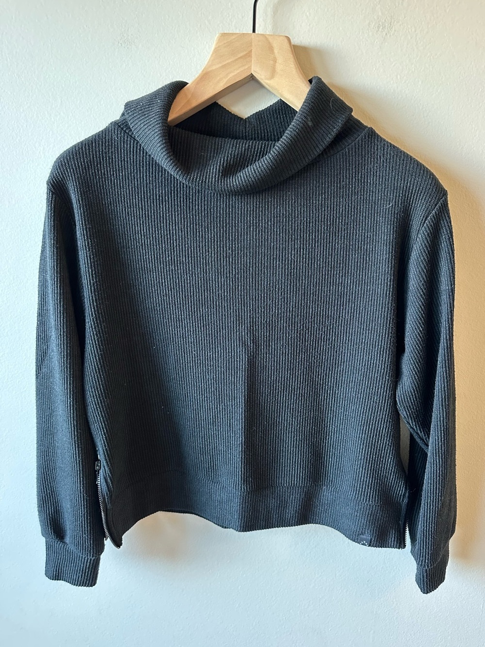 Varley Cozy Ribbed Funnel Neck Women's Sweatshirt- Dark Gray/Black